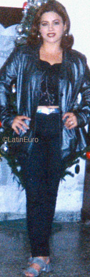 Date this charming Honduras girl Yasmin from San Pedro Sula N2430