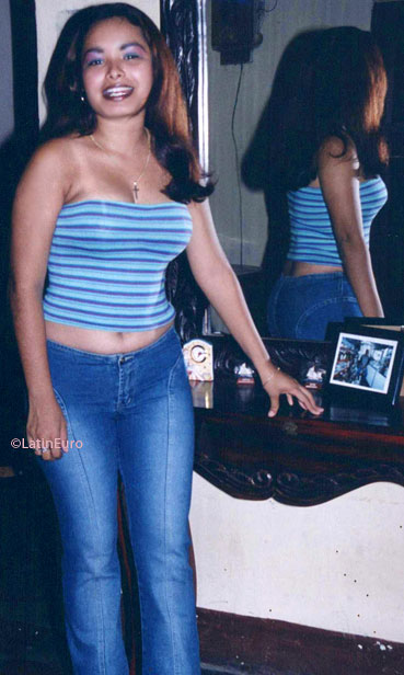 Date this hot Any Country girl Aniezka from  N2966