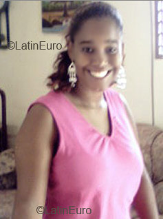 Date this good-looking Dominican Republic girl Gianniny from San Francisco de Macoris N307