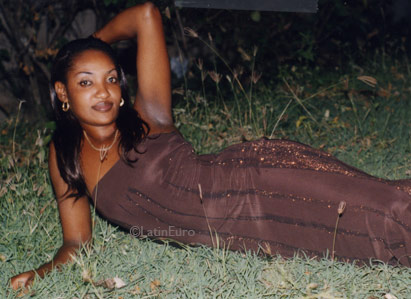 Date this sultry Jamaica girl Simon from Montego Bay N3223