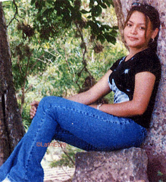 Date this charming Honduras girl Liliana from San Pedro Sula N3393