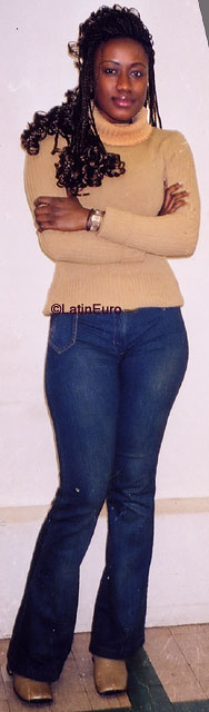 Date this sensual France girl Claire from Paris N3477