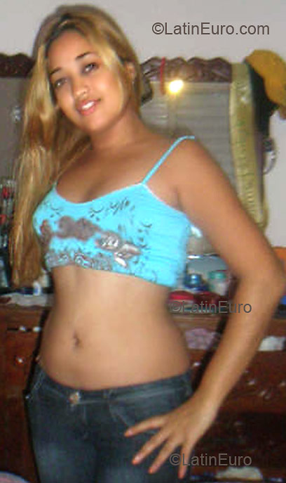 Date this sensual Any Country girl Vianka- from  N438