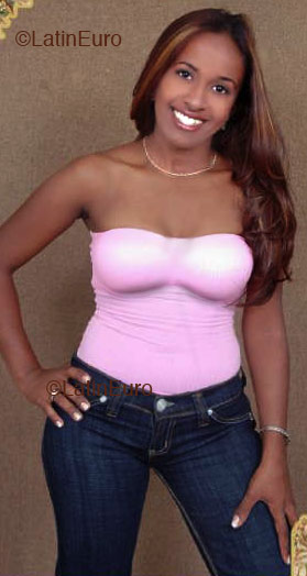 Date this lovely Dominican Republic girl Mara from Bonao N459