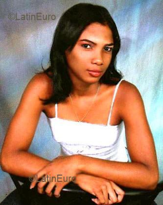 Date this young Dominican Republic girl Gladys from San Francisco de Macoris N469