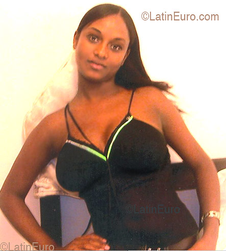 Date this georgeous Any Country girl Wendy from  N571