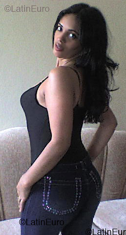 Date this passionate Dominican Republic girl Yudi from Santiago N591