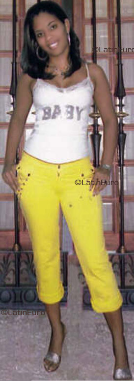 Date this exotic Any Country girl Esmeralda from  N820