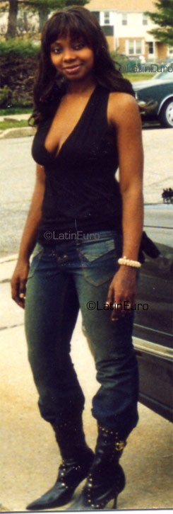 Date this good-looking United States girl Nathalie from Cledmenton N929