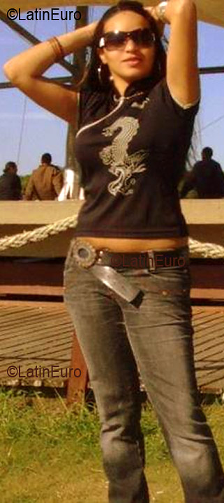 Date this hot Brazil girl Vanessa from SAO PAULO B2831