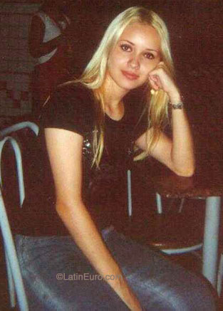 Date this georgeous Brazil girl Paola from CABO FRIO B8069