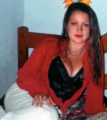 Date this sensual Brazil girl Celia from MIRIM B8393