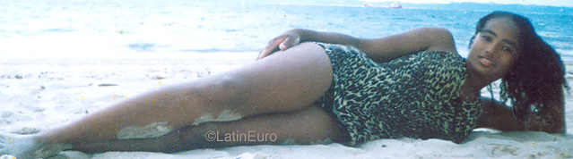 Date this happy Any Country girl Ratsoarifirnga from  N3871