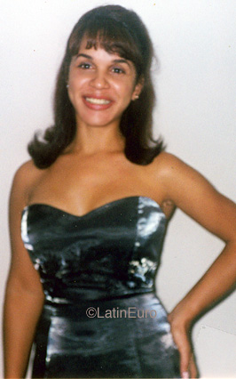 Date this georgeous Brazil girl Flavia from GOIANIA B9916