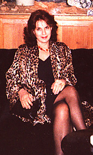 Date this tall Brazil girl Jeanet from SAO PAULO B9955