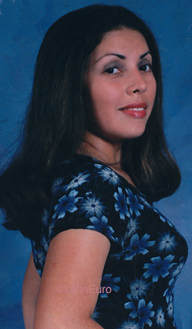 Date this pretty Honduras girl Nora from San Pedro Sula N3818