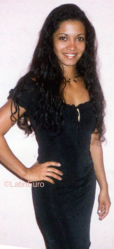 Date this hard body Brazil girl Patina from RIO DE JANEIRO B9898