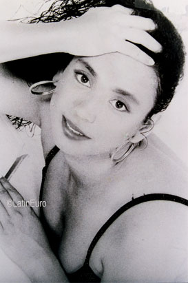 Date this hot Brazil girl Simone from SAO PAULO B8978