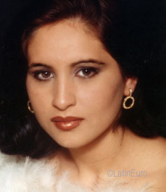 Date this funny Brazil girl Vanise from CENTRAL B8864