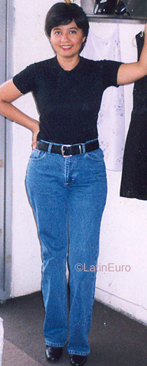 Date this hot Honduras girl Claudia from San Pedro Sula N3932