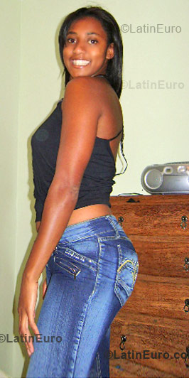 Date this fun Brazil girl Adriana Aparecida from Itabira BR171