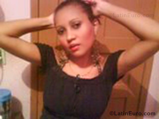 Date this stunning Brazil girl Joseane from Ipanema BR173