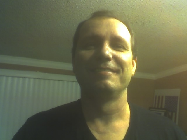 Date this athletic United States man CHRISTOPHER from MCRAE-HELENA US626