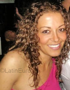 Date this voluptuous Colombia girl Monik from Bogota CO269