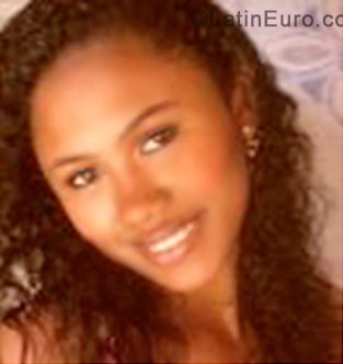 Date this lovely Brazil girl Karyne from Fortaleza BR437