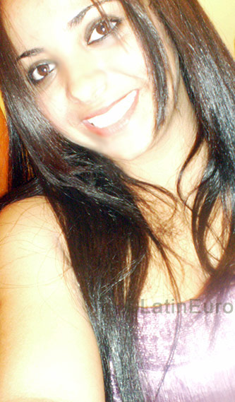 Date this sultry Brazil girl Lauana from Tucuma BR583