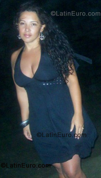 Date this exotic Brazil girl Adriana from Lajeado BR584