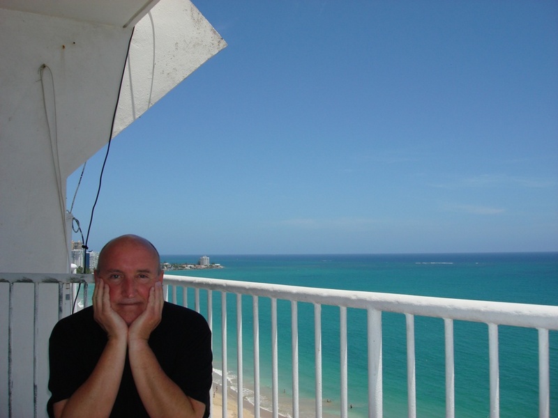 Date this pretty United States man Travelingm from San ANtonio US1303