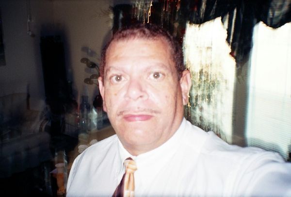 Date this stunning United States man Larry from Macon US1472