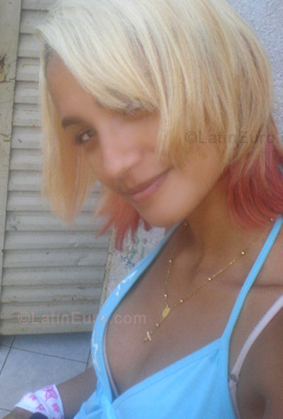 Date this delightful Brazil girl Thumilla from Porangatu BR708