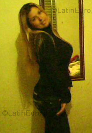 Date this cute Brazil girl Luciane from Itap Da Serra BR748