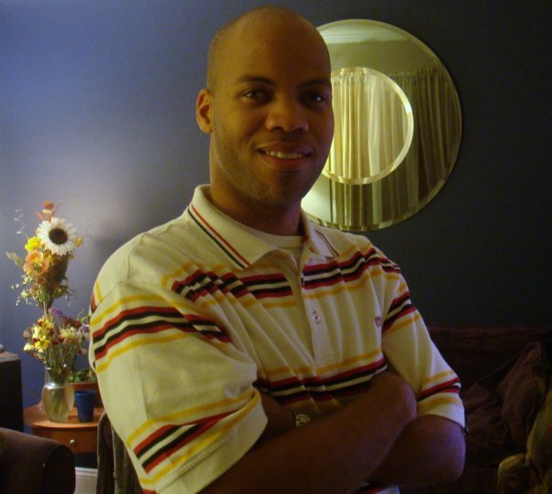 Date this passionate United States man Aaron from Detroit US1743