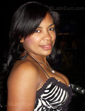 Date this stunning Dominican Republic girl Olga Lorena from San Pedro De Macoris DO620