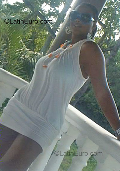 Date this young Dominican Republic girl Yokely from Puerto Plata DO621