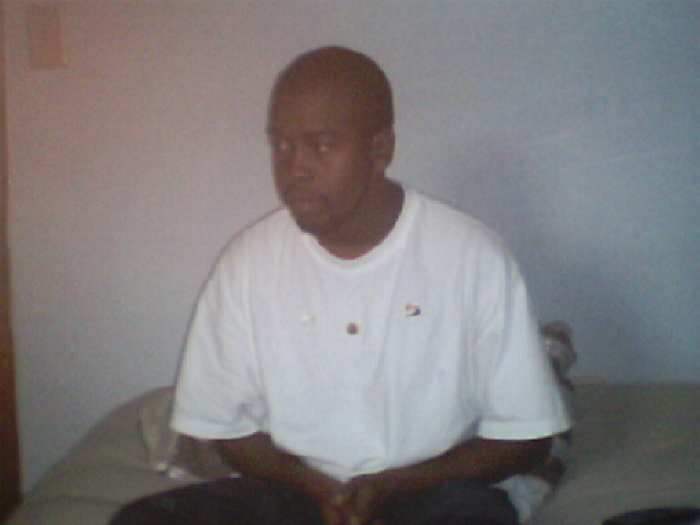 Date this good-looking United States man Ronald23 from Racine US1766