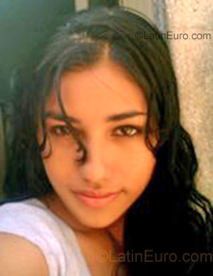 Date this georgeous Brazil girl Cinthya from Fortaleza BR881