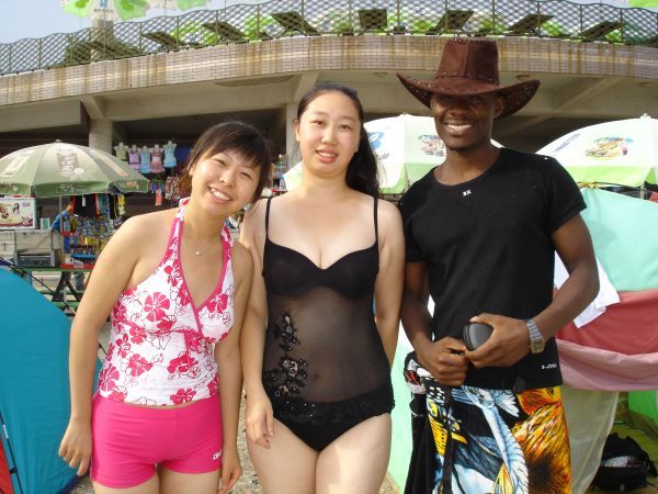 Date this foxy China man Nthubu from Shenyang CN3