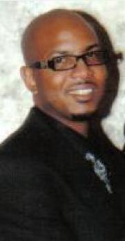 Date this funny United States man Brian from Arlington US2060