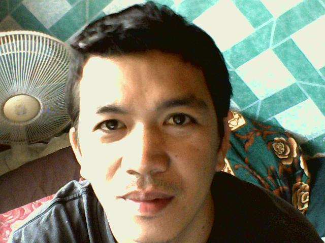 Date this georgeous Philippines man Jhun from Dasmarinas,cavite PH33