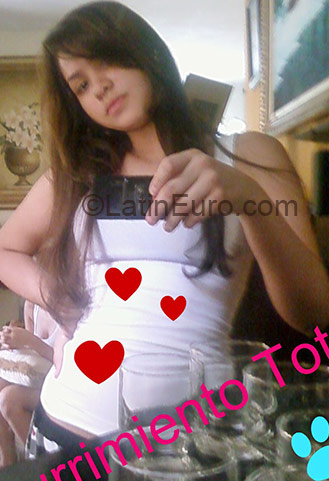 Date this hot Dominican Republic girl Sara from Santo Domingo DO939