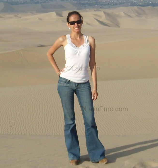 Date this sultry Peru girl Cecilia from  PE91