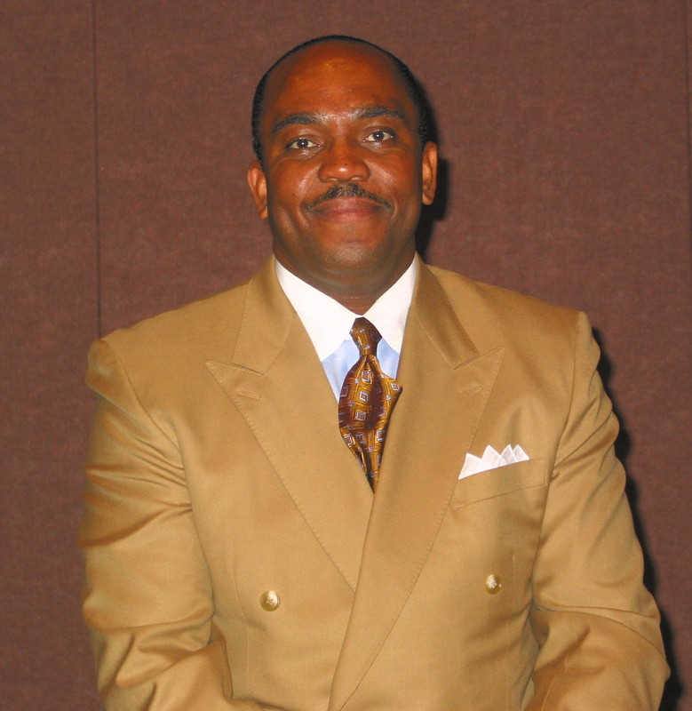 Date this delightful United States man Carlton from Eatonton US2581