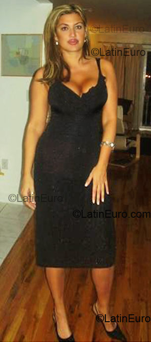 Date this gorgeous Brazil girl Patricia from Novo Hamburgo BR1181