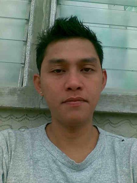 Date this good-looking Philippines man Lexter from Cebu City PH105