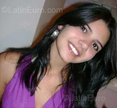 Date this good-looking Brazil girl Caroline from Cachoeira Do Sul BR1354