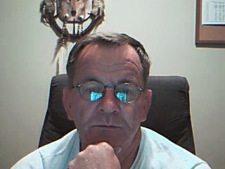 Date this tall United States man David from Brooklet US3137